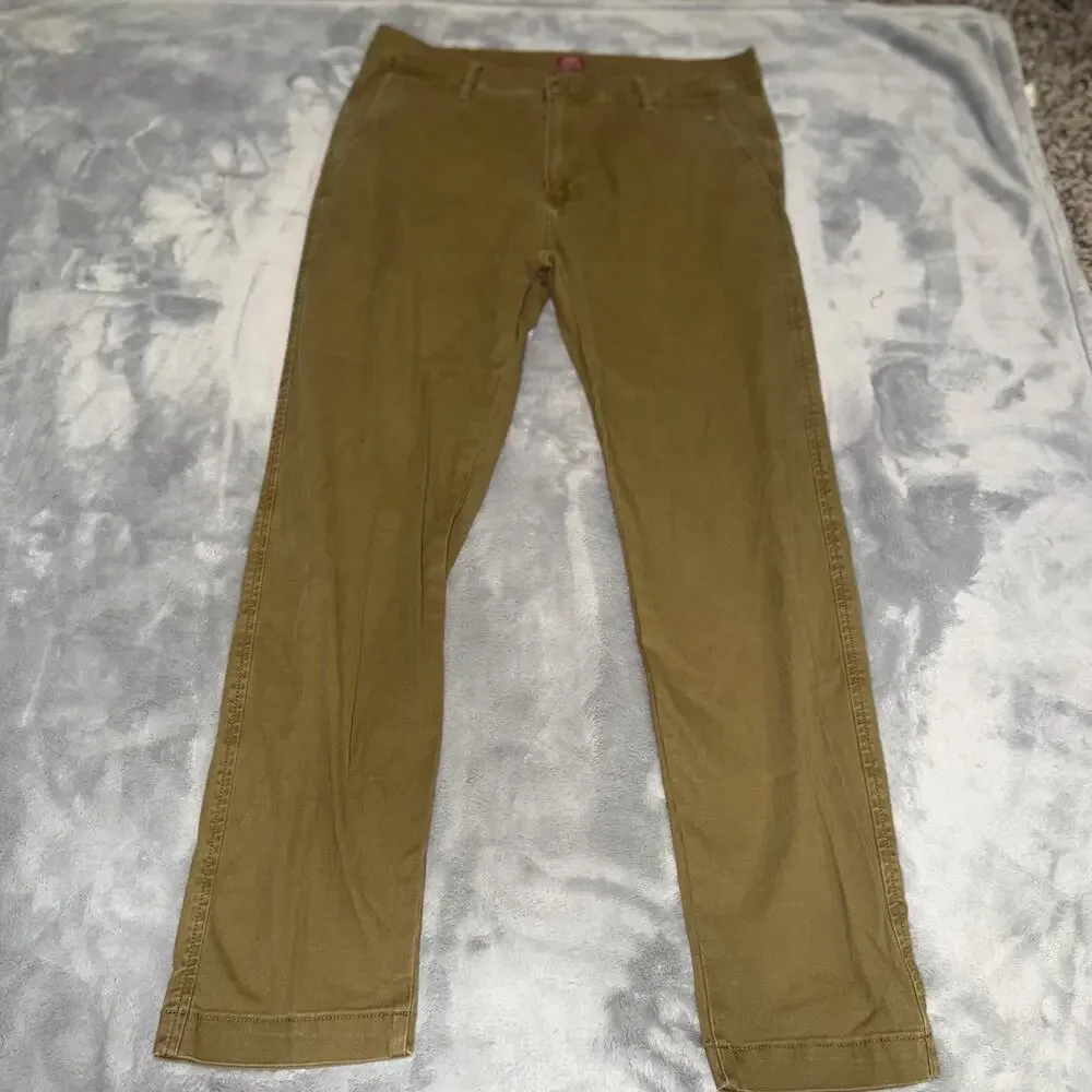 Levi’s XX Chino Standard Taper Mens Pants Olive Green Waterless